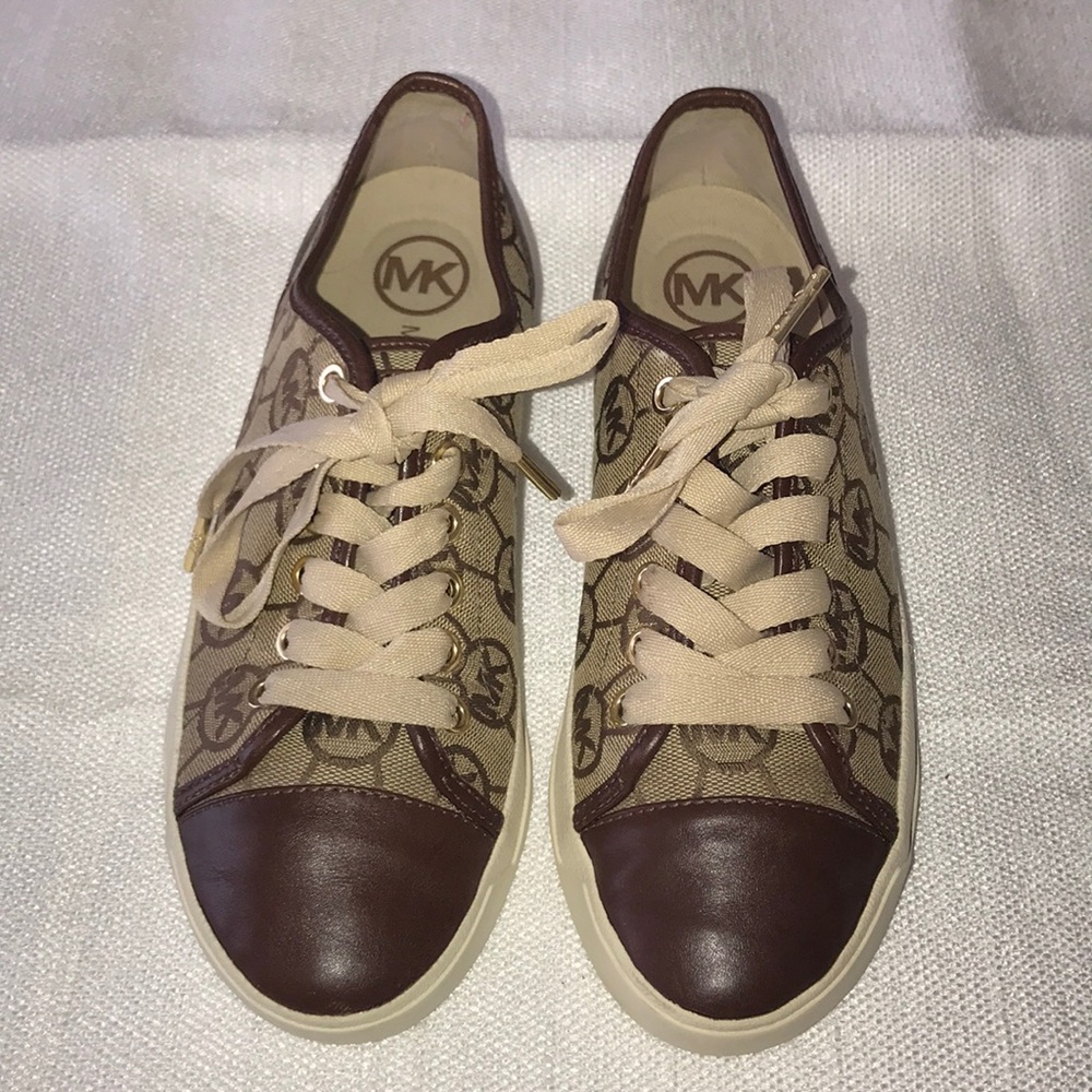 Michael Kors Authentic Fashion Sneakers